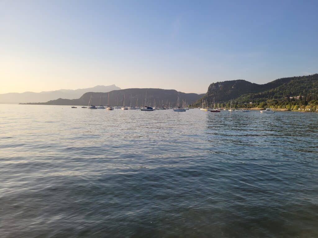 Photo de Bardolino village lac de garde Italie