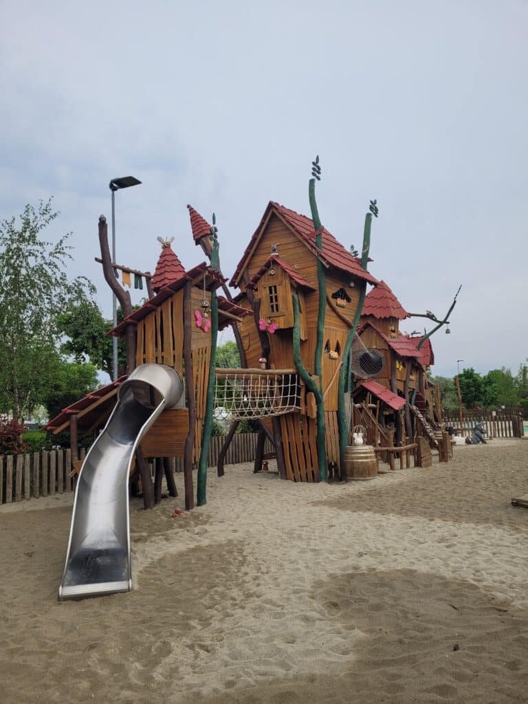Camping piani di clodia lac de garde