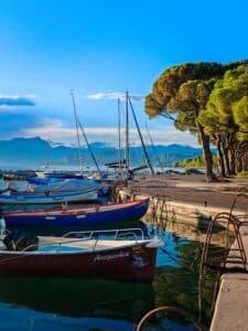 Lazise petit village au bord du lac de garde