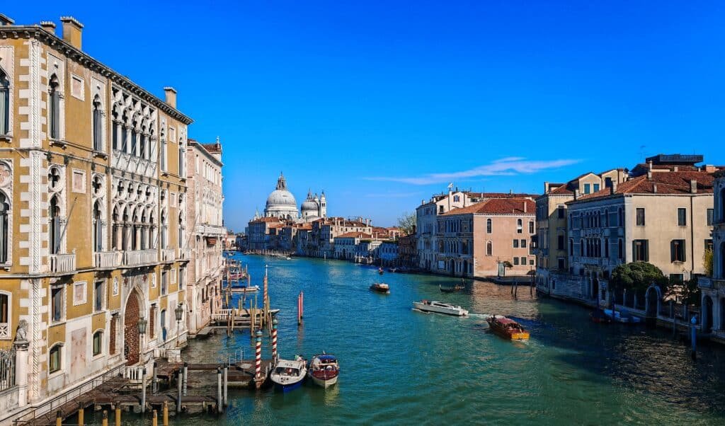 Venise à la journée en famille depuis le lac de garde